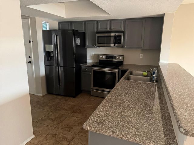 4444 Victory Drive 1208, Houston, TX 77088