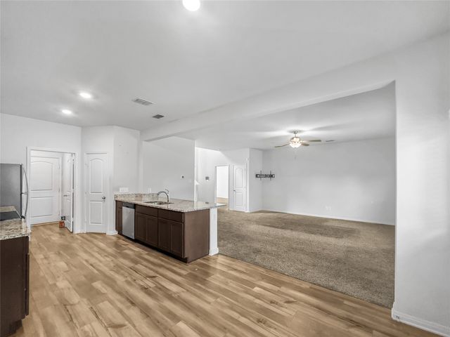 8212 Buck Mountain Pass, Fort Worth, TX 76179