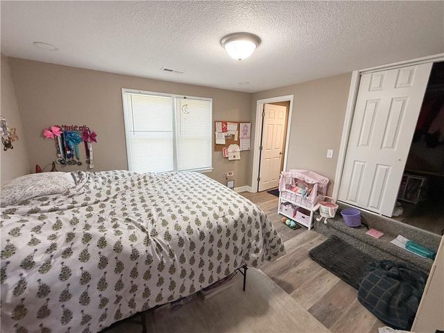 210 S Franklin Street, Raymore, MO 64083