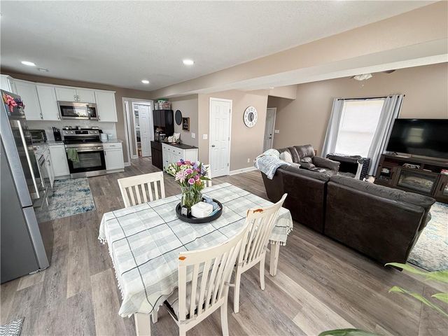 210 S Franklin Street, Raymore, MO 64083