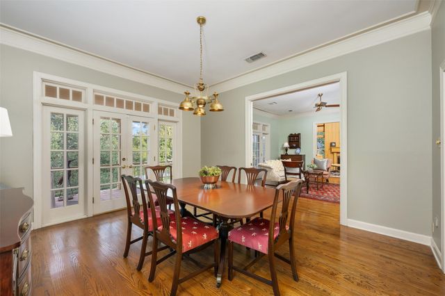 52 Club Estates PKWY, The Hills, TX 78738
