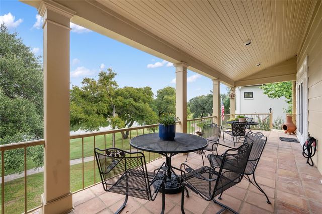 52 Club Estates PKWY, The Hills, TX 78738