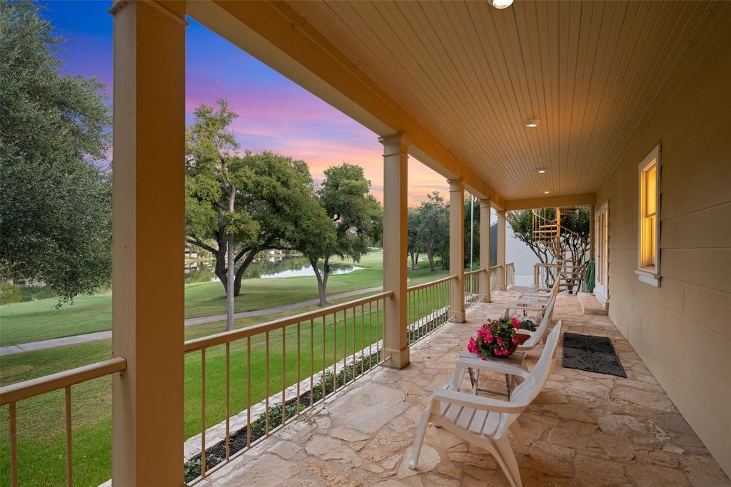 52 Club Estates PKWY, The Hills, TX 78738