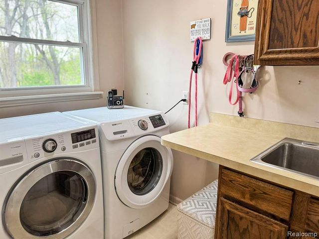 2235 Stonewall Drive, Ortonville, MI 48462