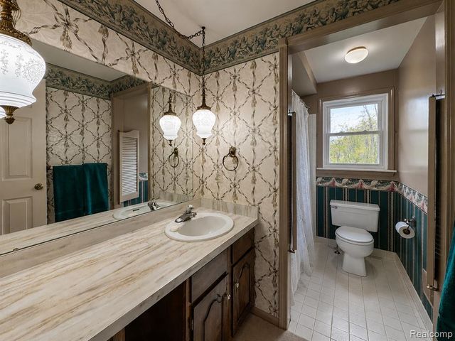 2235 Stonewall Drive, Ortonville, MI 48462