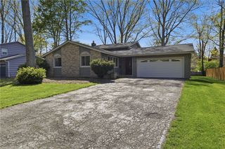 506 True Hickory Dr, Greece, NY 14615