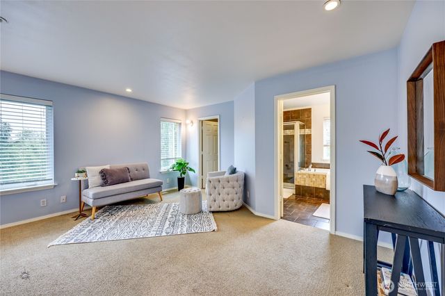 34599 Bridge View Drive NE, Kingston, WA 98346