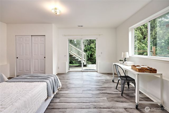 34599 Bridge View Drive NE, Kingston, WA 98346