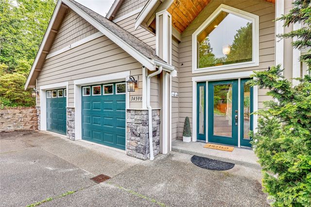 34599 Bridge View Drive NE, Kingston, WA 98346