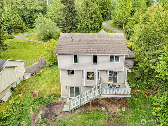 34599 Bridge View Drive NE, Kingston, WA 98346