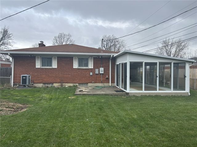 1912 Echo Wood Court, Kettering, OH 45429