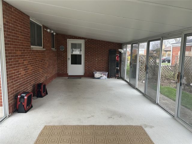 1912 Echo Wood Court, Kettering, OH 45429