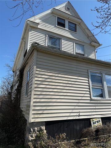 2921 Mckoon Avenue, Niagara Falls, NY 14305
