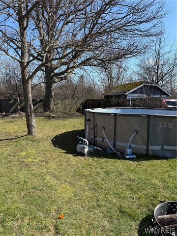 2921 Mckoon Avenue, Niagara Falls, NY 14305