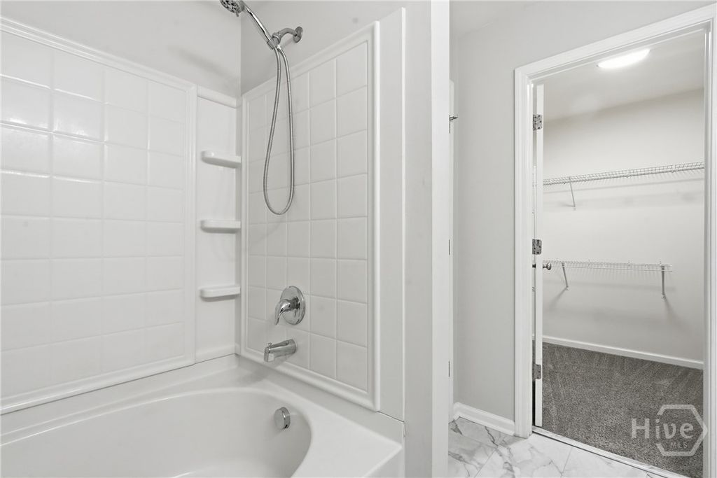 Image 18 of property listing at 295 Cantle Drive, Richmond Hill, GA 31324