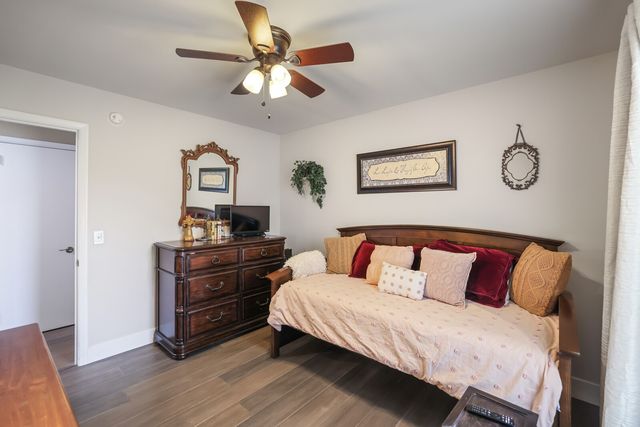 512 Shadow Dr, Shelbyville, TN 37160