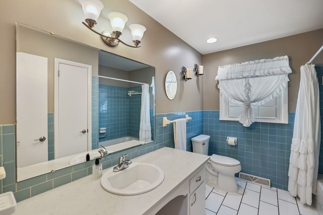 512 Shadow Dr, Shelbyville, TN 37160