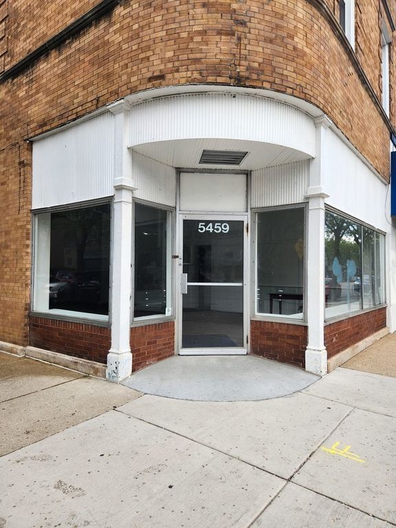 5459 N Broadway Street, Chicago, IL 60640