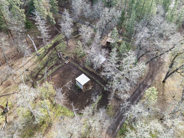 12594 McNeil Creek Road, Trail, OR 97541