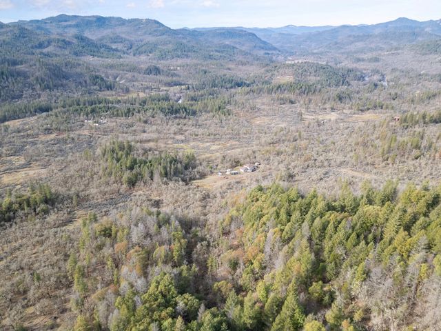 12594 McNeil Creek Road, Trail, OR 97541