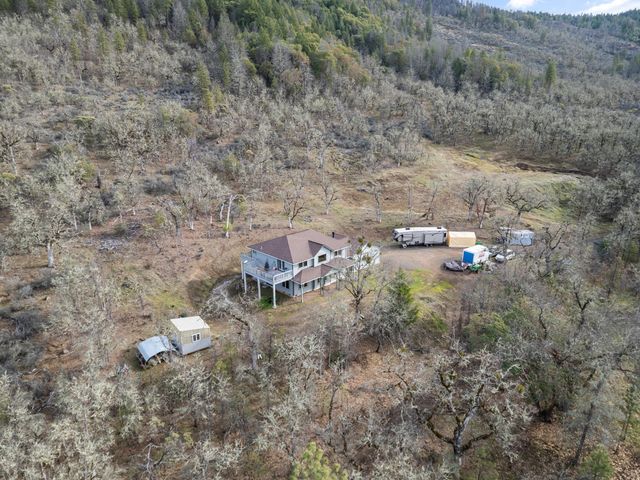 12594 McNeil Creek Road, Trail, OR 97541