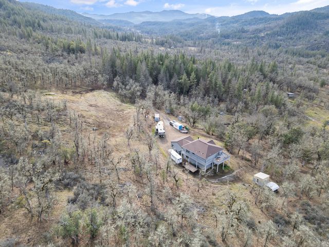 12594 McNeil Creek Road, Trail, OR 97541