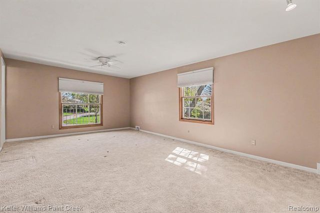 914 Croydon Road, Rochester Hills, MI 48309