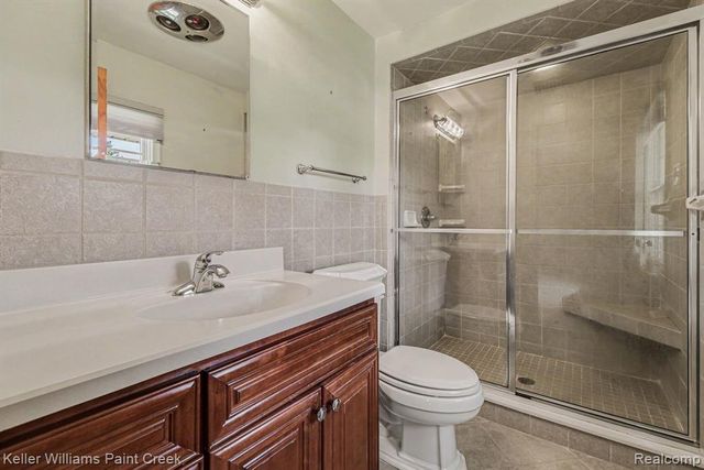 914 Croydon Road, Rochester Hills, MI 48309