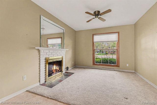 914 Croydon Road, Rochester Hills, MI 48309