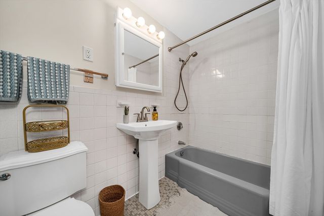 74 Beach St 1-1, Woburn, MA 01801