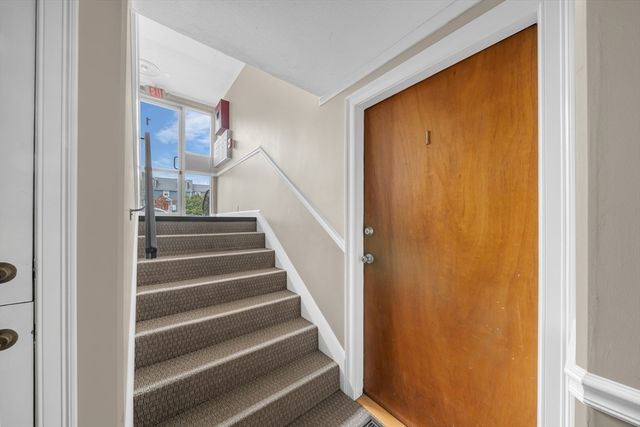 74 Beach St 1-1, Woburn, MA 01801