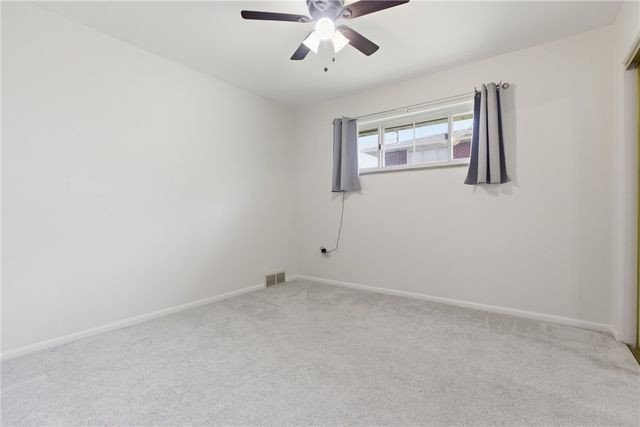 1348 Bechtel St, Monaca, PA 15061