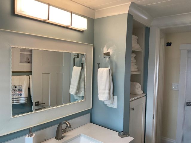 18675 US HIGHWAY 19 N 132, Clearwater, FL 33764