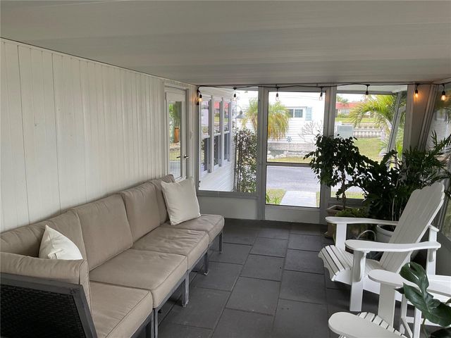 18675 US HIGHWAY 19 N 132, Clearwater, FL 33764