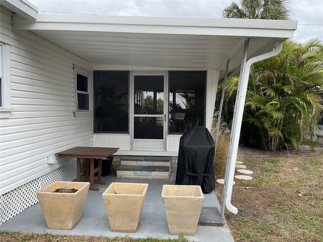 18675 US HIGHWAY 19 N 132, Clearwater, FL 33764