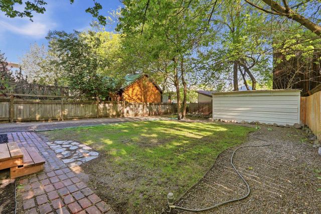 1610 W Wilson Ave, Spokane, WA 99201