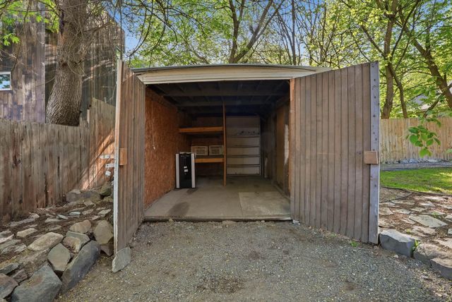 1610 W Wilson Ave, Spokane, WA 99201