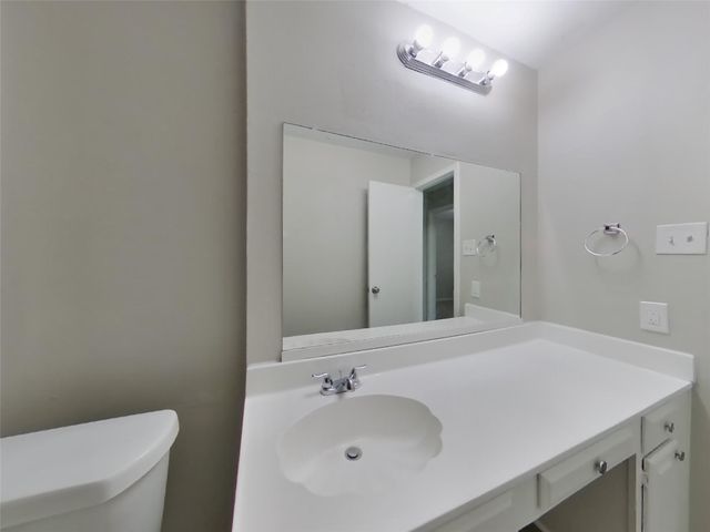 16307 Bird Dog Drive, Houston, TX 77489