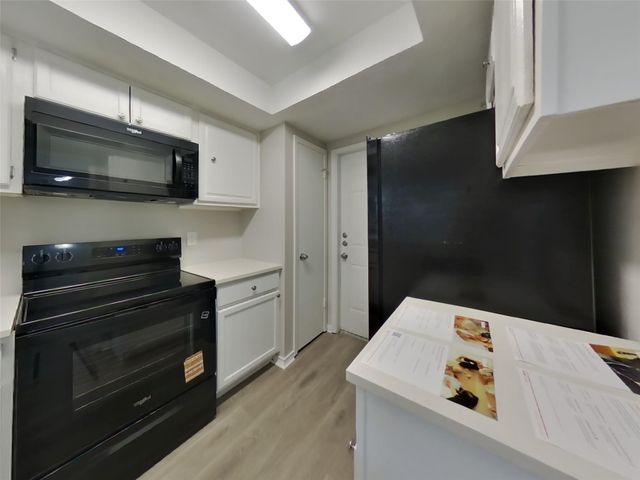 16307 Bird Dog Drive, Houston, TX 77489