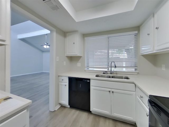 16307 Bird Dog Drive, Houston, TX 77489