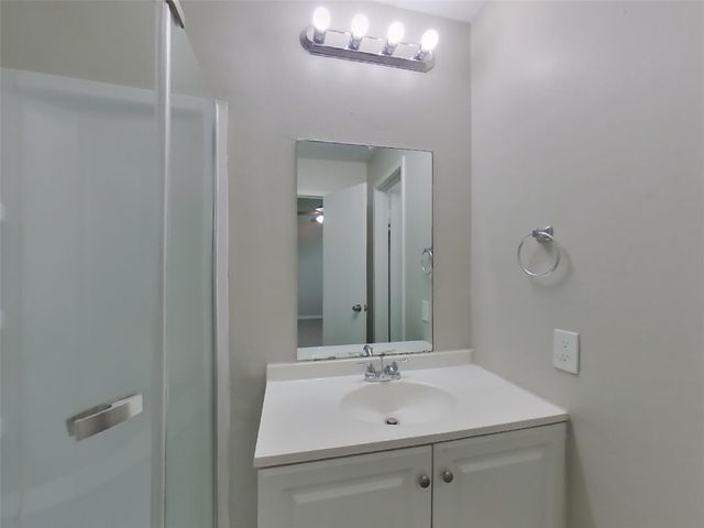 16307 Bird Dog Drive, Houston, TX 77489