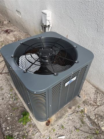 2770 SW 33rd Ave, Miami, FL 33133