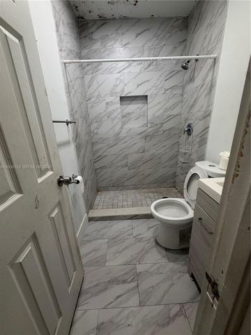 2770 SW 33rd Ave, Miami, FL 33133