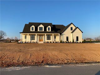 3312 Buck Avenue, Elm Springs, AR 72762