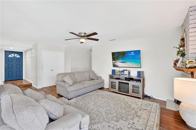 2204 Wilkie Dr, Pomona, CA 91767