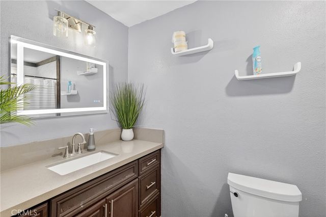 2204 Wilkie Dr, Pomona, CA 91767
