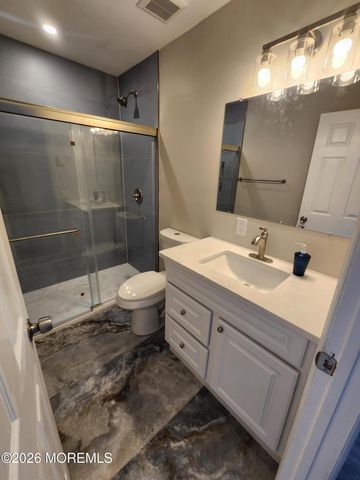 69 Chelsea Drive, Manchester, NJ 08759