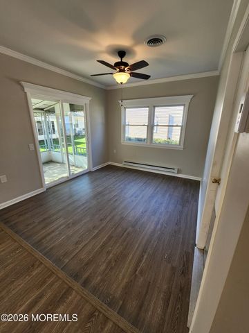 69 Chelsea Drive, Manchester, NJ 08759