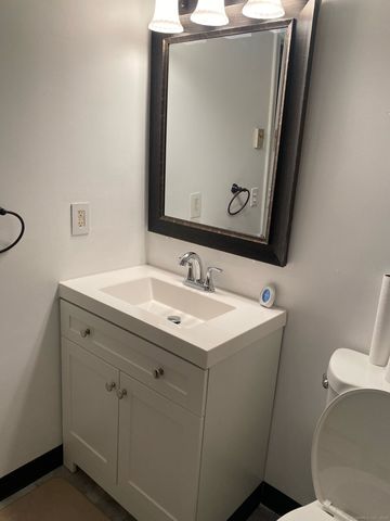 3 Cinnamon Springs 3, South Windsor, CT 06074