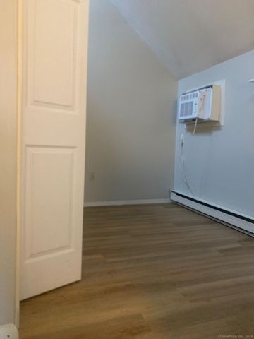 3 Cinnamon Springs 3, South Windsor, CT 06074